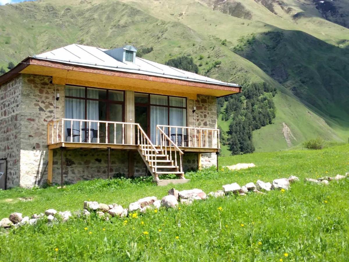 Hotel Terkhena Kazbegi Exterior foto