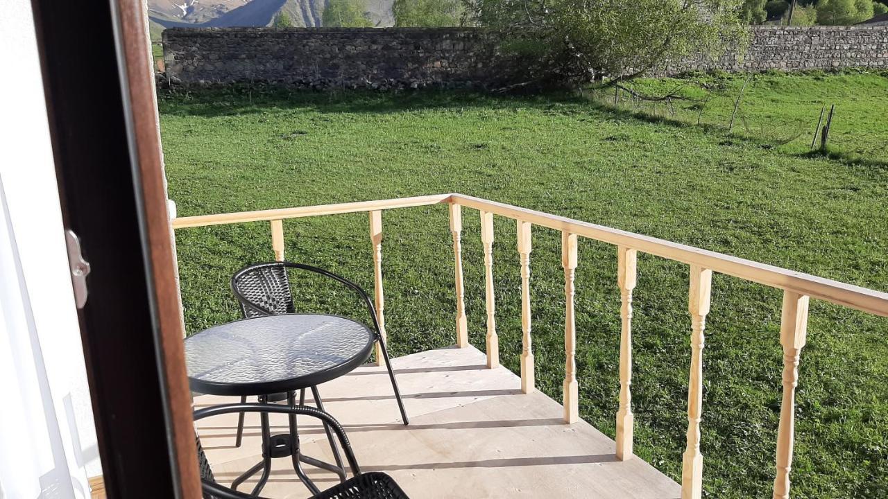 Hotel Terkhena Kazbegi Exterior foto